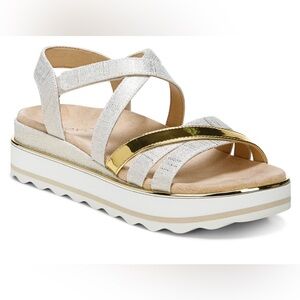 WOMEN’S KELLYN FLATFORM SANDAL